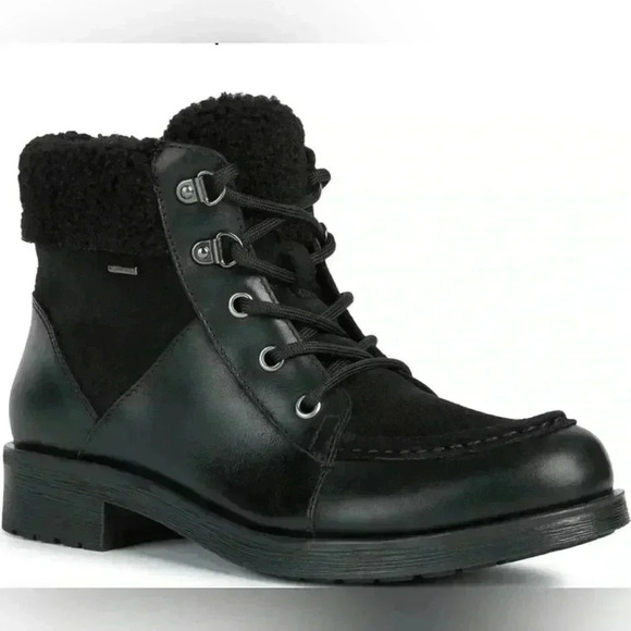 Geox Rawelle ABX faux shearling trim waterproof... | Depop Geox Rawelle ABX Faux Shearling Trimmed Waterproof Boot